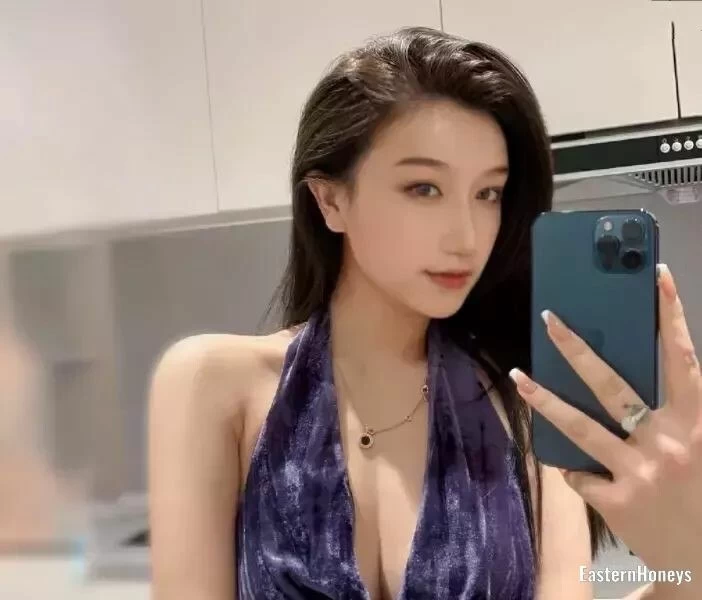 Feifei, 20